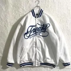 ＦＲＥＡＫＹ　ＭＡＳＳＩＶＥ　スタジャン　ボアジャケット　ホワイト　Ｌサイズ