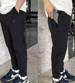 Nike 黒 ジョガーパンツ