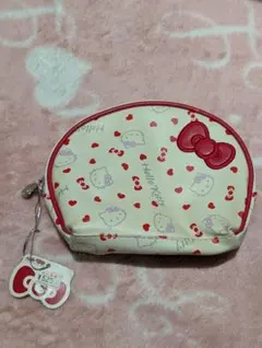 Hello Kitty ハート柄ポーチ 新品