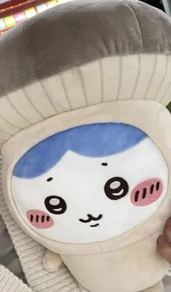 ちいかわ 季節だもん きのこ着ぐるみBIGぬいぐるみ　ハチワレ