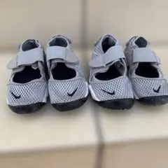 Nike エアリフト　18cm & 19cm