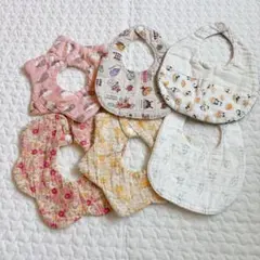 ハンドメイド　カラフルなコットン製スタイ6枚セット