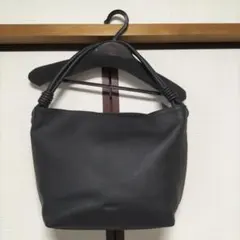 最終値下げ　美品バルコスのレザーバッグ