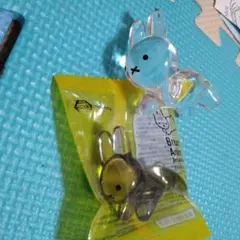 値下げ！ブルーナアニマル　アクリルミニフィギュア　うさぎ　クリア　ブラック　2体