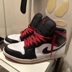 Nike Air Jordan 1 ブラック/ホワイト/レッド