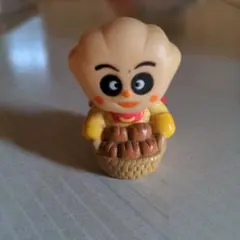 アンパンマン クリームパンダお届け ミニフィギュア