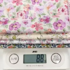 リバティ　大きめはぎれセット 88g