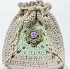 かぎ針編みの巾着袋！花モチーフ付き♡大人可愛い巾着ポーチ