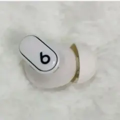 美品 Beats Studio Buds + アイボリー 右R 右耳　❼のサムネイル