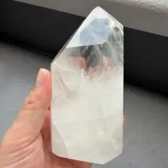 ブラジル産・カテドラル水晶】レリーフ状の重厚な結晶 116g 原石
