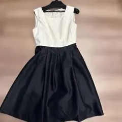 メトリーゼ バイカラー バックリボン ドレス ワンピース ノースリーブのサムネイル