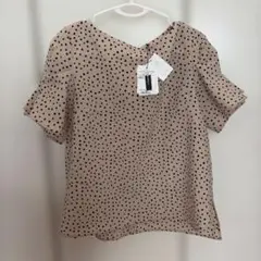 新品　半袖　ブラウスのサムネイル