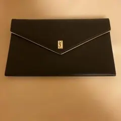 YSL Yves Saint Laurent クラッチバッグのサムネイル