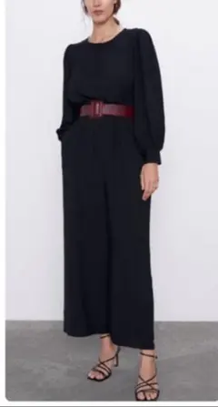 【新品】ZARAオールインワン ザラ XS 黒 コンビネゾン パフスリーブ