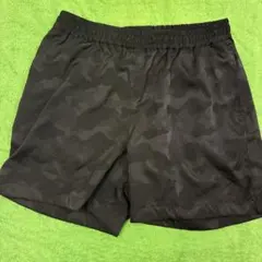 LOVELESS ショートパンツ カモフラ柄 ブラック 76のサムネイル