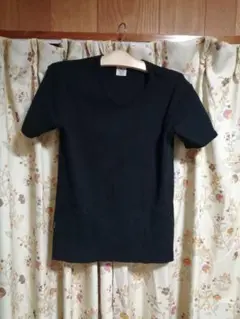 AVIREX ブラック Vネック Tシャツ 半袖