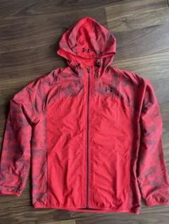 アンダーアーマー　ウインドブレーカー LG