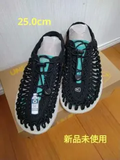 UNEEK レディース/メンズ KEEN スポーツサンダル ブラック/ターコイズ