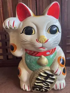陶器製 招き猫 大正時代から昭和初期の招き猫 古い招き猫 アンティーク