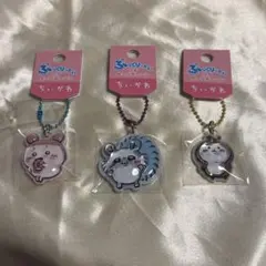 ちいかわ ぷっくりったいプチボールチェーン カブトムシ 古本屋 モモンガのサムネイル