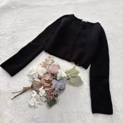 【ジーユー】パフィータッチVネッククロップドセーター(長袖) ブラック S ●