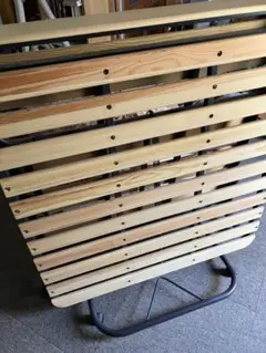 （引取希望）木製折りたたみすのこベッド シングルサイズ