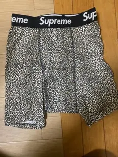 Item thumbnail for item 73325640-6afe-4c72-88a9-7bd257aeed0f