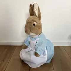 ピーターラビット ぬいぐるみ 水色エプロン
