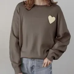 La-gemme ハートロゴニットプルオーバー
