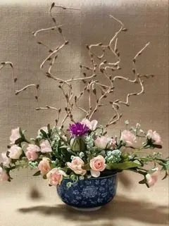 お値下げ★【橘吉 染牡丹 お茶呑茶碗】を花器にしたアレンジメント（造花）