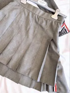 2025年最新】thom browne スカートの人気アイテム - メルカリ