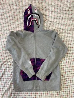 美品 L bape ape シャークパーカー カラーカモ 紫 パープル