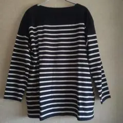 ボートネック Tシャツ