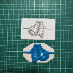 消しゴムはんこ　トラ猫後ろ姿