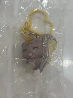 ぴたっとなかよしチャーム　ナッツ ガチャガチャ プリキュア