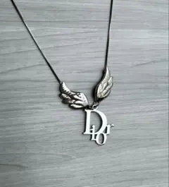 ディオール　Christian Dior　ネックレス　シルバー　ロゴ　天使の羽 ディオール Christian Dior ネックレス シルバー ロゴ 天使の羽 - メルカリ