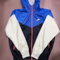 Nike フード付きナイロンジャケット ウィンドランナー ナイキ