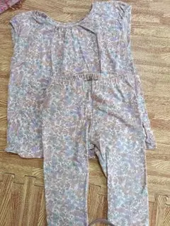 UNIQLO　PAUL & JOE 花柄トップスとレギンスセット 110