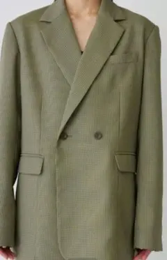 テーラードジャケット 羽織