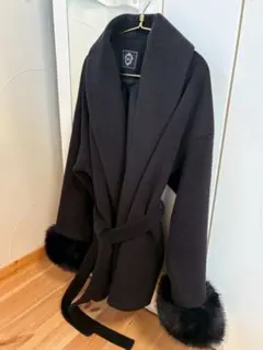 【極美品】Rady レディ 袖ボリュームファー ガウンコート 黒 S リボン