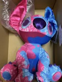 レア！Stitch CrashesDisney☆ピンバッジ全12種&ホルダー1冊 Stitch Crashes Disney Complete Plush, Pin and Magic Band
