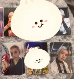 【꙳⋆T⃝O⃝W⃝A⃝ ⋆꙳様専用】ヒョンジン⑧⑩×各1枚