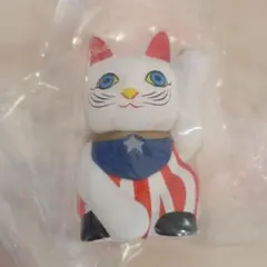 現代美術二等兵の招き猫