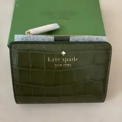 【新品未使用】kate spade NEW YORK 二つ折り財布のサムネイル