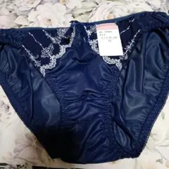 ネイビー刺繍ショーツ LLサイズ新品