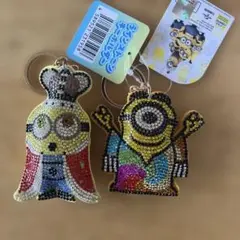 ミニオンズ　ラインストーン　キーホルダー　2個セット