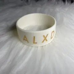 ALEXANDROS] ラバーバンド ピンク - メルカリ