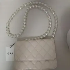 パールショルダーキルティングバッグ　グレイル