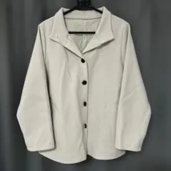 ベージュ フリース ボタン付きジャケット