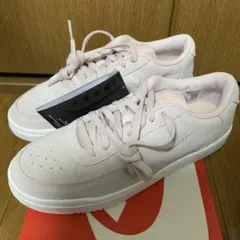 NIKE コート ビンテージ プレミアム23.5cm 薄ピンク